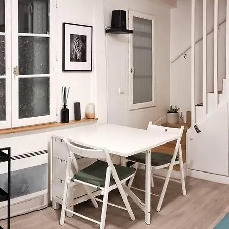 Duplex Apartment *